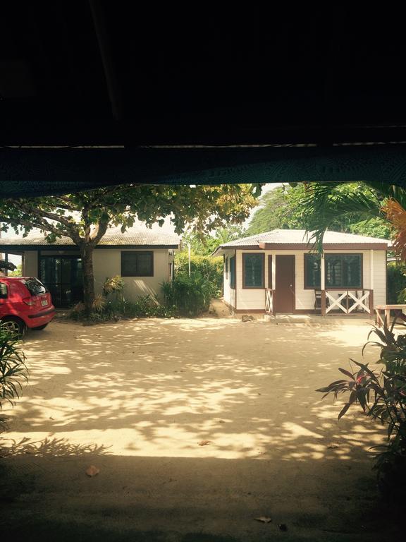Vacations Beach Fale Hotel Manase Værelse billede