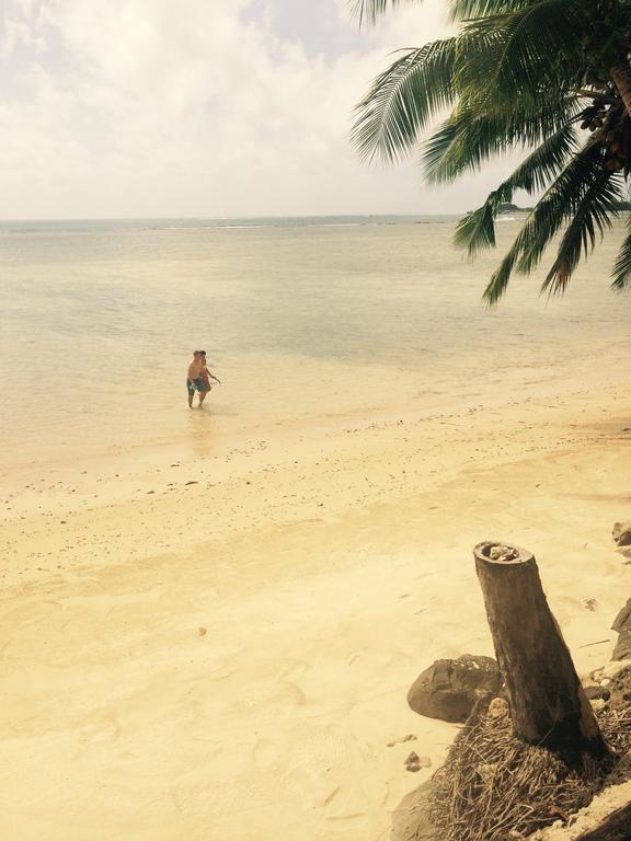 Vacations Beach Fale Hotel Manase Værelse billede