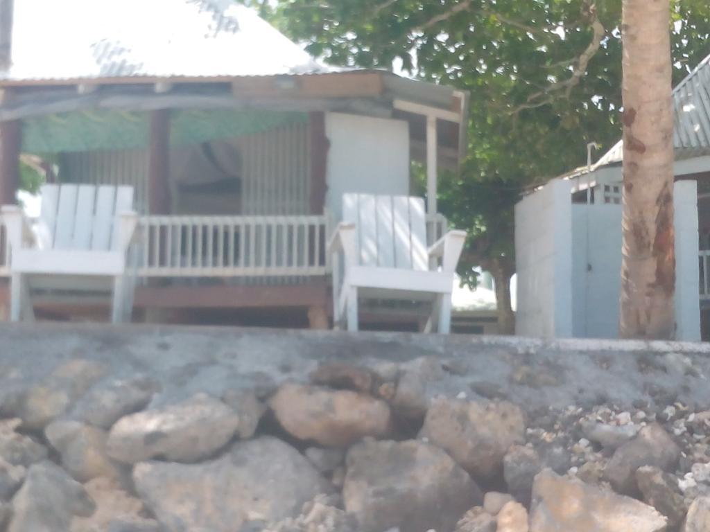 Vacations Beach Fale Hotel Manase Eksteriør billede
