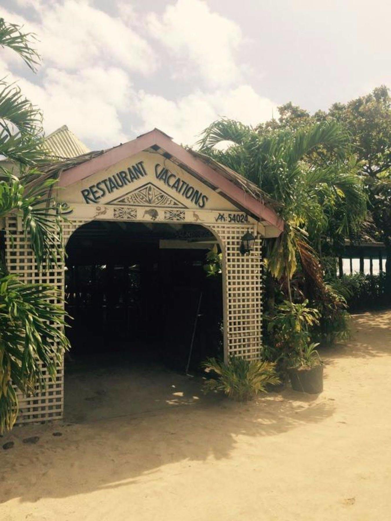 Vacations Beach Fale Hotel Manase Eksteriør billede